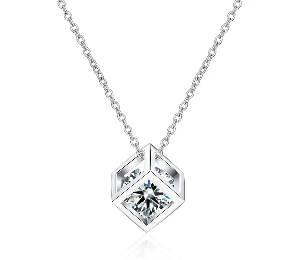 Magic Cube Moissanite Necklace. 1KT Faire